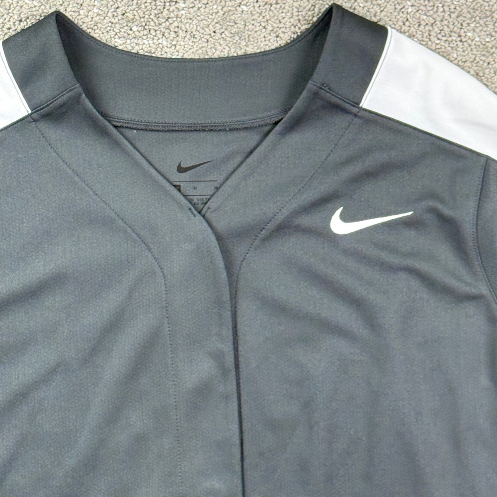 Nike Vapor Pro Womens M Softball Jersey Full Button Gray White 881248 NWT